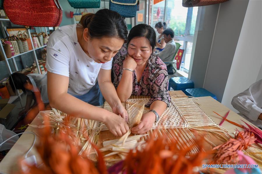 CHINA-JILIN-ARTESANIAS-CONCURSO