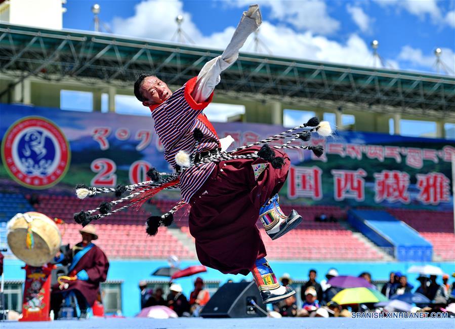 CHINA-SHANNAN-FESTIVAL CULTURAL-OPERA TIBETANA