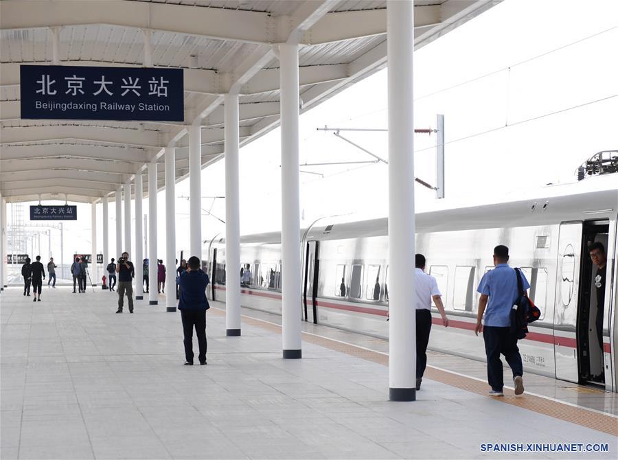 CHINA-BEIJING-XIONGAN-FERROCARRIL