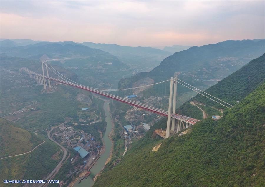 CHINA-SICHUAN-GUIZHOU-RIO CHISHUI-PUENTE