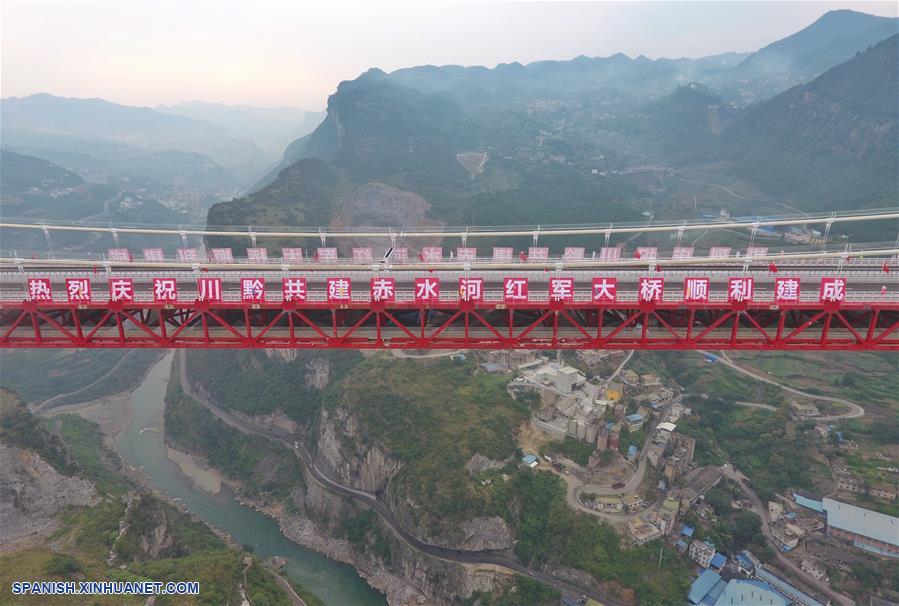 CHINA-SICHUAN-GUIZHOU-RIO CHISHUI-PUENTE