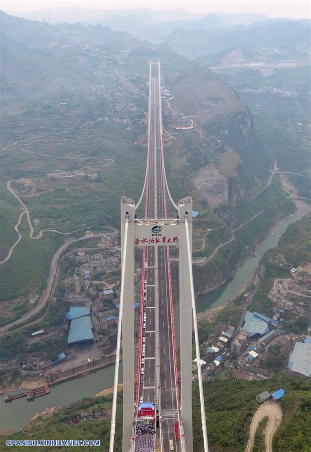 CHINA-SICHUAN-GUIZHOU-RIO CHISHUI-PUENTE