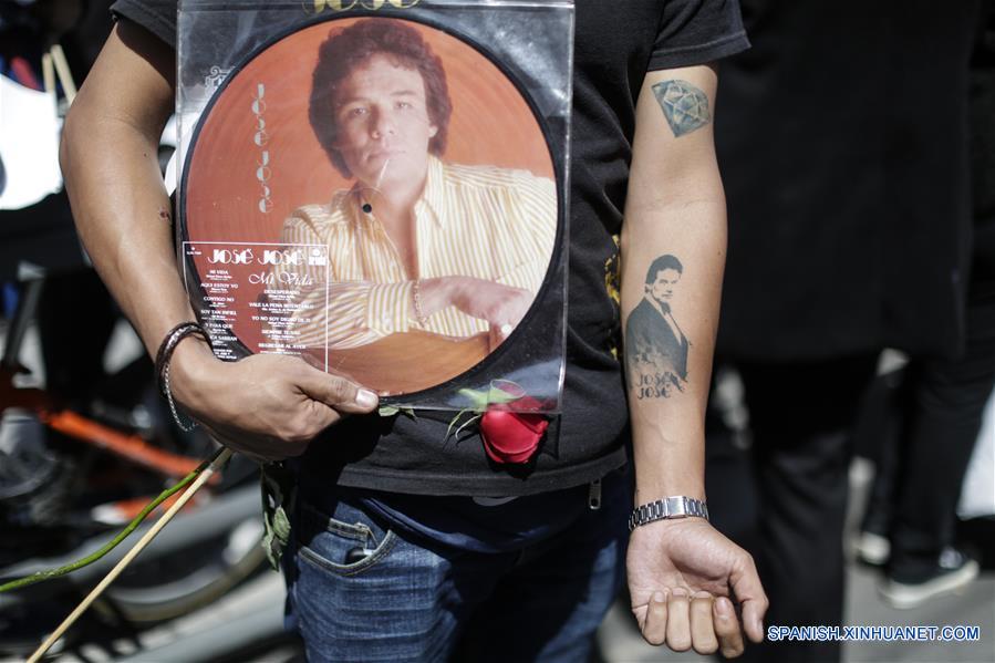 MEXICO-CIUDAD DE MEXICO-JOSE JOSE-HOMENAJE