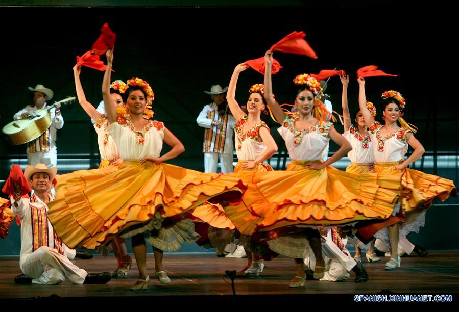 MEXICO-GUANAJUATO-FESTIVAL CERVANTINO  