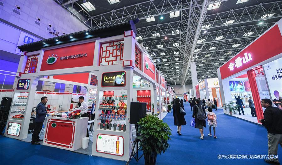 CHINA-ZHEJIANG-SHAOXING-VINO DE ARROZ