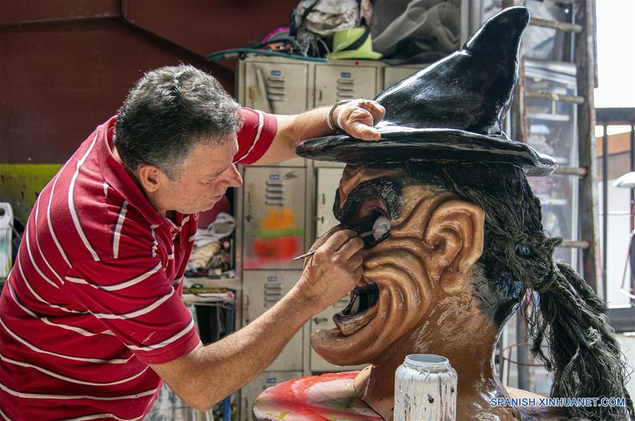 COSTA RICA-HEREDIA-MASCARERO