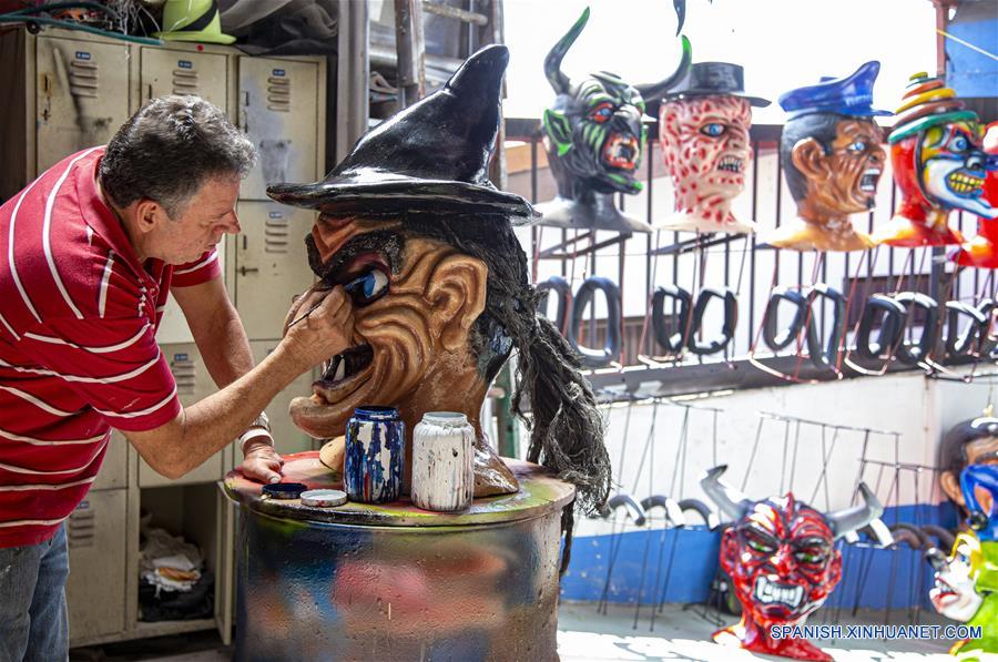 COSTA RICA-HEREDIA-MASCARERO