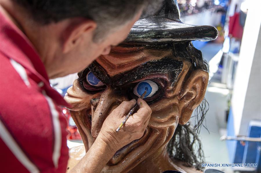 COSTA RICA-HEREDIA-MASCARERO