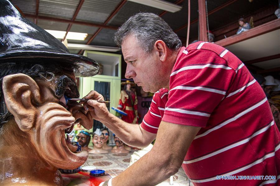 COSTA RICA-HEREDIA-MASCARERO