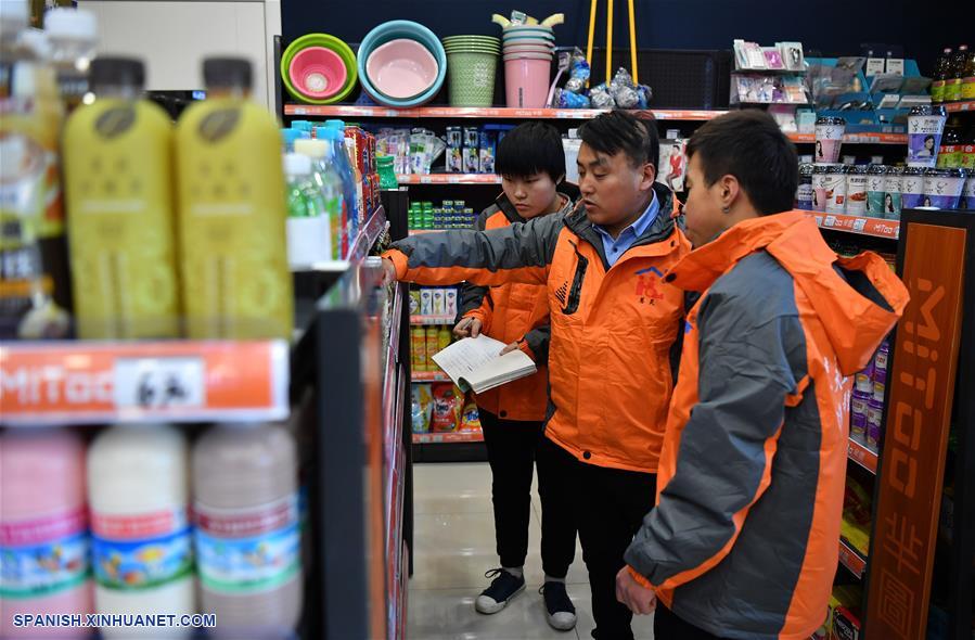 CHINA-XI'AN-PERSONAS CON DISCAPACIDAD MENTAL-SUPERMERCADO ESPECIAL