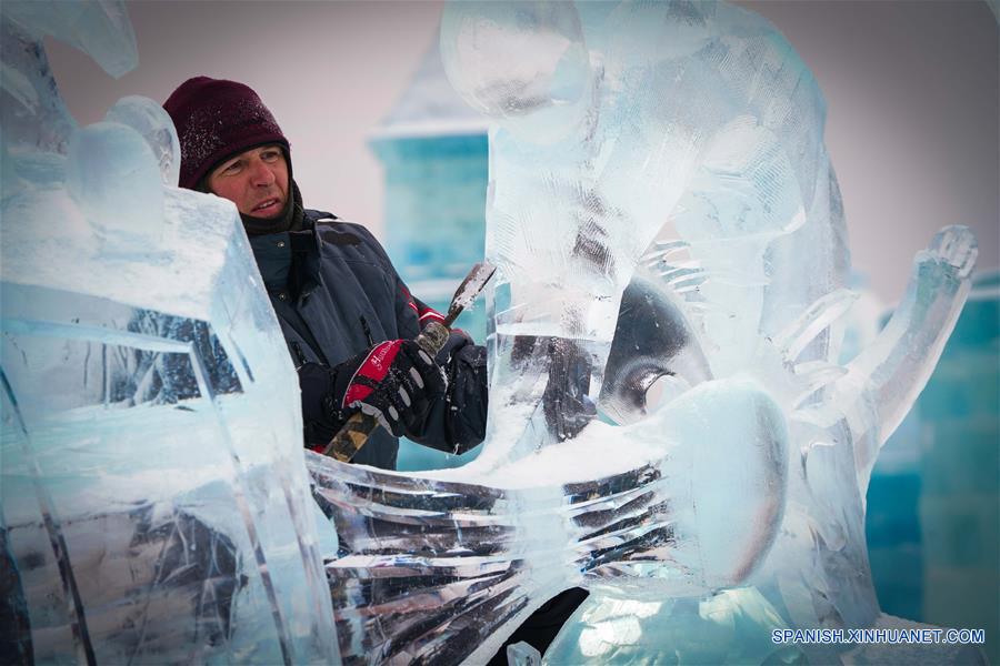 CHINA-HARBIN-ESCULTURAS DE HIELO
