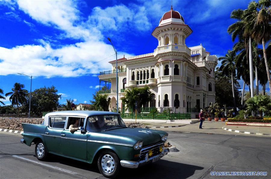 CUBA-CIENFUEGOS-TURISMO