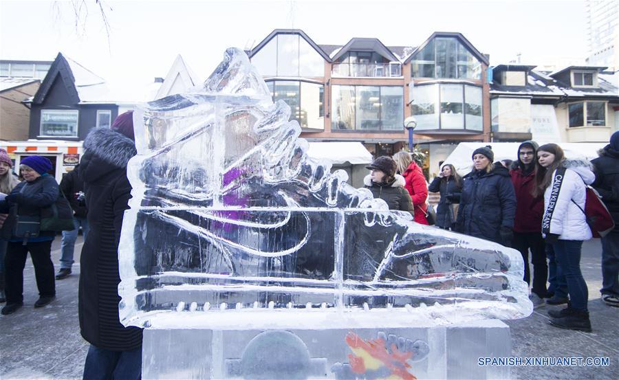 CANADA-TORONTO-FESTIVAL DE HIELO