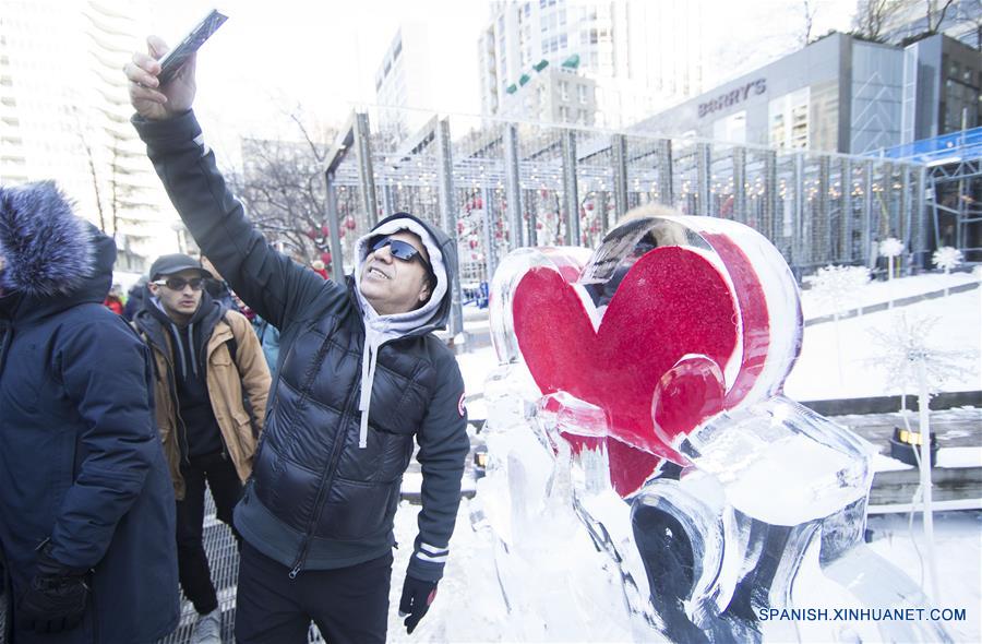 CANADA-TORONTO-FESTIVAL DE HIELO