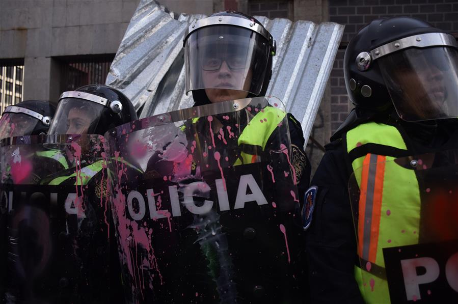 MEXICO-CIUDAD DE MEXICO-DIA INTERNACIONAL DE LA MUJER-MANIFESTACION 