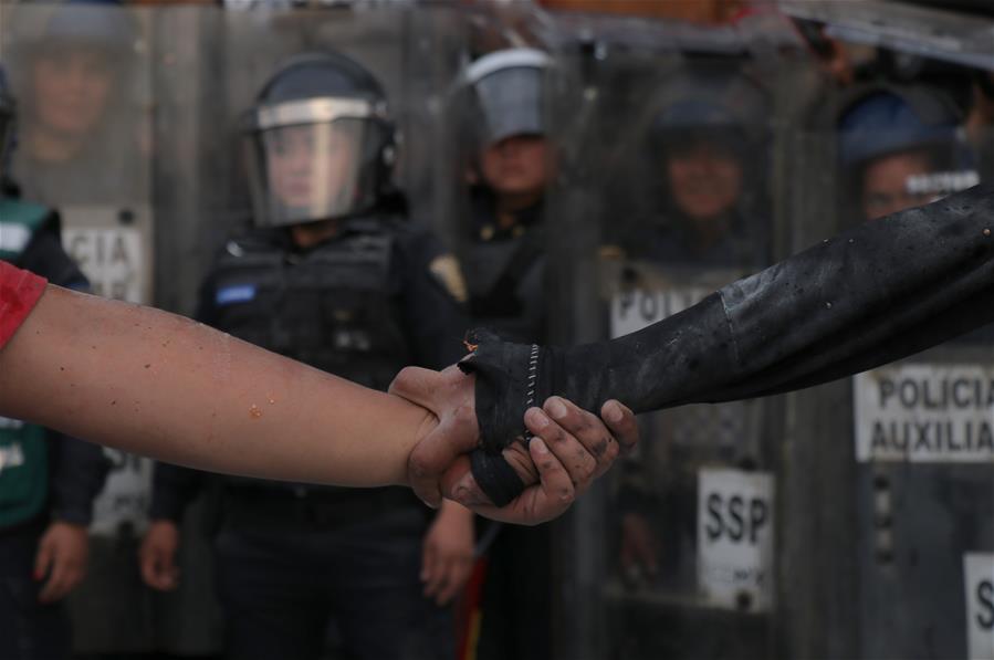 MEXICO-CIUDAD DE MEXICO-DIA INTERNACIONAL DE LA MUJER-MANIFESTACION