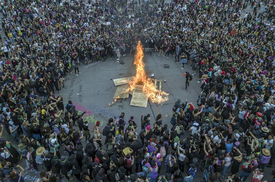 MEXICO-CIUDAD DE MEXICO-DIA INTERNACIONAL DE LA MUJER-MANIFESTACION