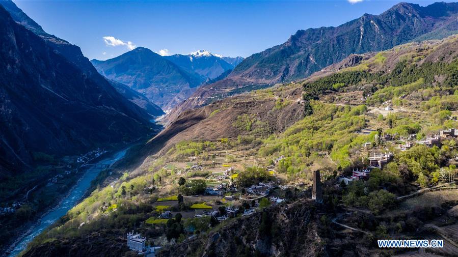 CHINA-SICHUAN-DANBA-PAISAJE