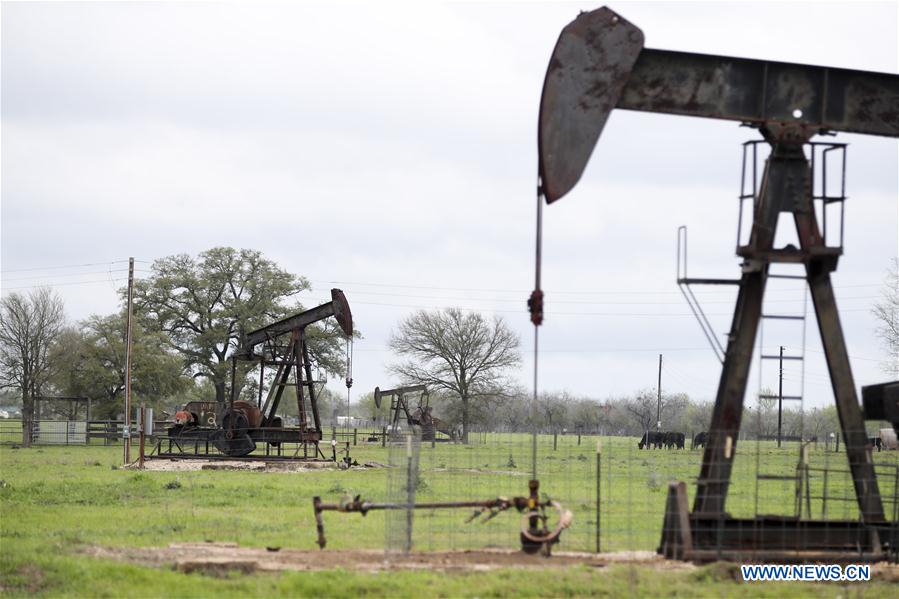 EEUU-TEXAS-LULING-PRECIOS DEL PETROLEO-CAIDA