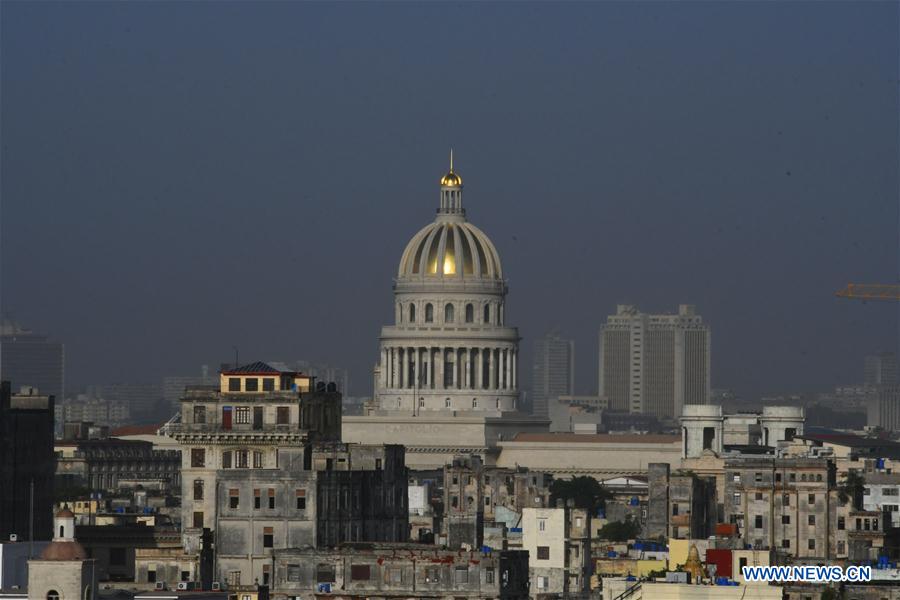 CUBA-HABANA-POLVO DEL DESIERTO DEL SAHARA