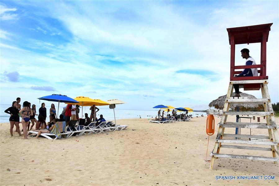 CUBA-HABANA-PLAYA-REAPERTURA