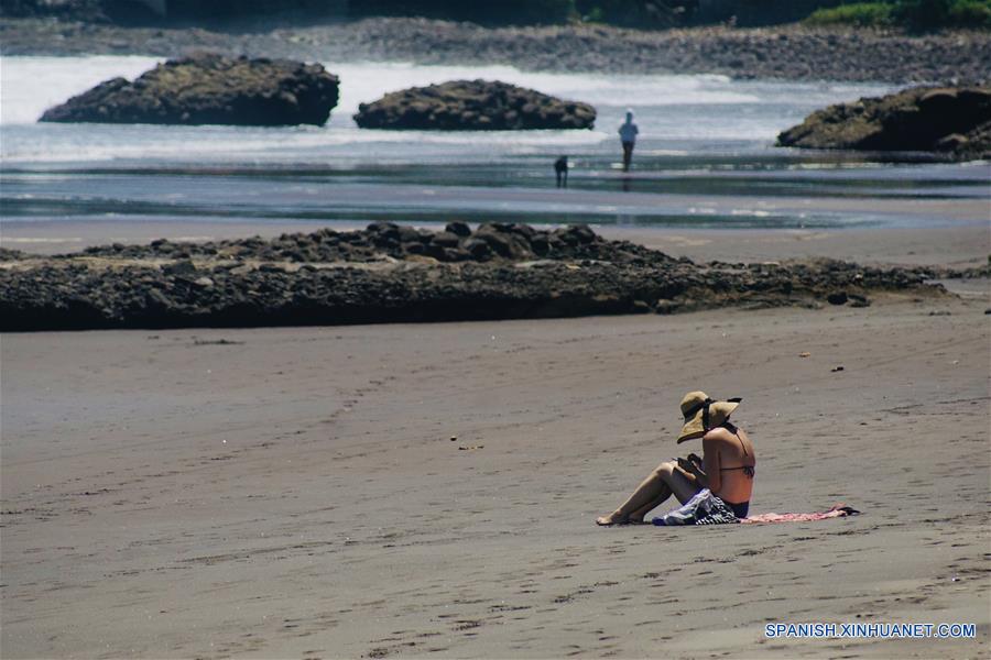 EL SALVADOR-LA LIBERTAD-COVID-19