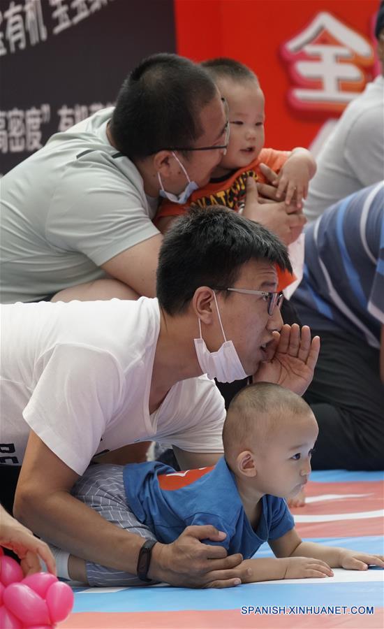 CHINA-BEIJING-BEBES-CONCURSO DE GATEO