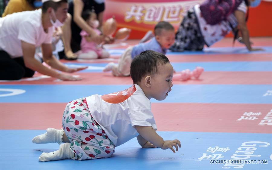 CHINA-BEIJING-BEBES-CONCURSO DE GATEO