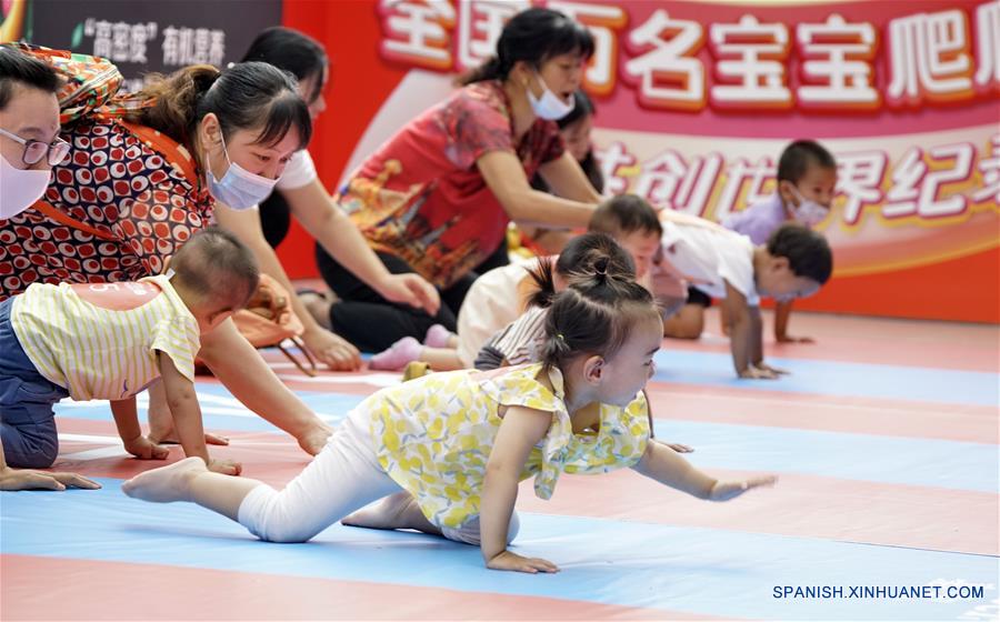 CHINA-BEIJING-BEBES-CONCURSO DE GATEO
