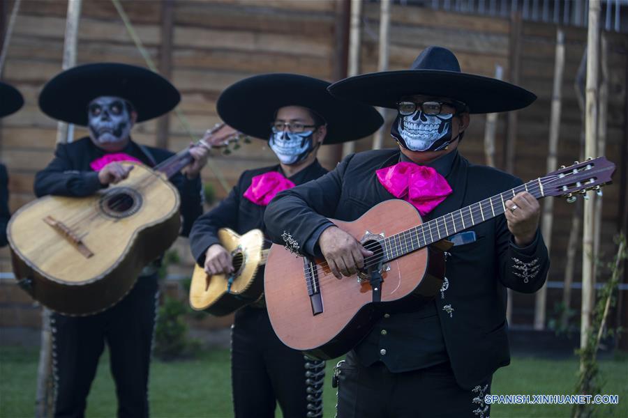 MEXICO-CIUDAD DE MEXICO-DIA DE MUERTOS