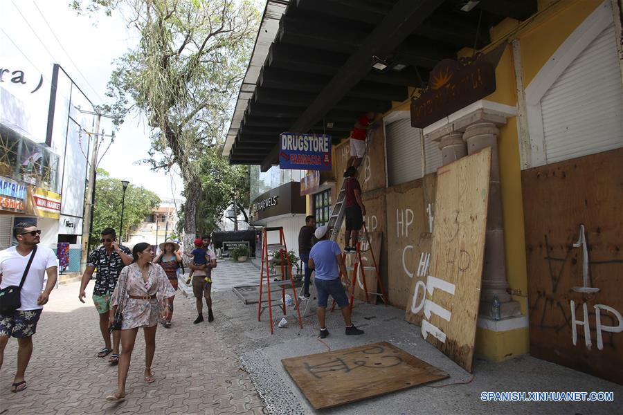 MEXICO-QUINTANA ROO-TORMENTA TROPICAL-ZETA