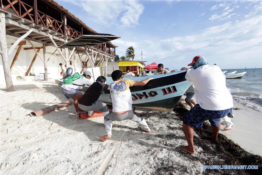MEXICO-QUINTANA ROO-TORMENTA TROPICAL-ZETA