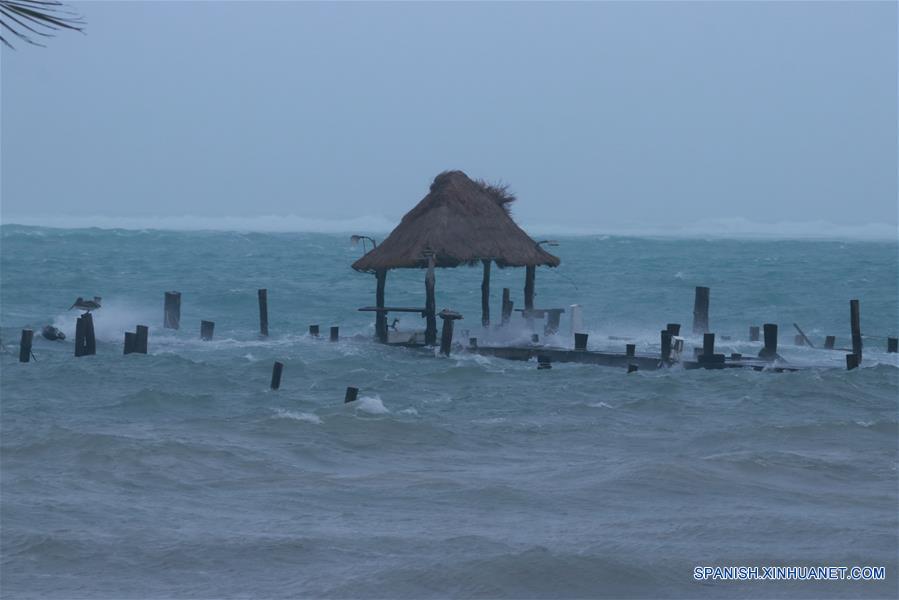 MEXICO-QUINTANA ROO-TORMENTA TROPICAL-ZETA