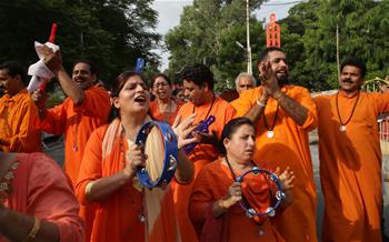 La víspera del festival Janmashtami en Jammu