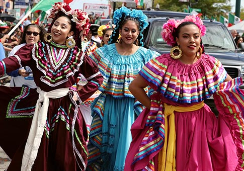 EEUU: Desfile previo al Día de la Independencia de México en Chicago