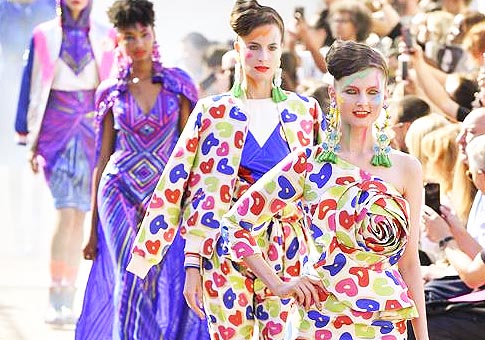 Manish Arora: Desfile de la colección femenil Primavera/Verano 2019