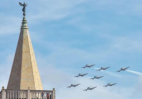 Escuadr&oacute;n acrob&aacute;tico de la Fuerza A&eacute;rea de Italia "Frecce Tricolori"