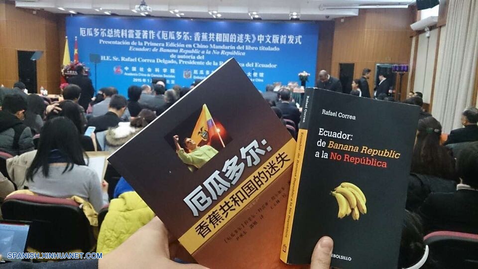 El presidente de Ecuador, Rafael Correa Delgado, presentó hoy martes en Beijing la edición china de su libro de reflexión sobre el desarrollo económico de Ecuador y América Latina, los fracasos y lecciones obtenidas.