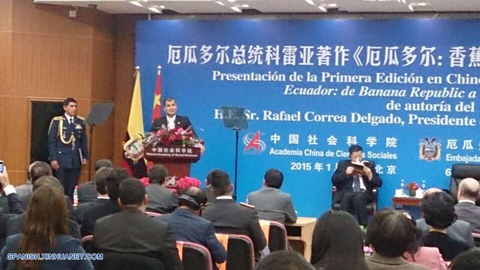 El presidente de Ecuador, Rafael Correa Delgado, presentó hoy martes en Beijing la edición china de su libro de reflexión sobre el desarrollo económico de Ecuador y América Latina, los fracasos y lecciones obtenidas.
