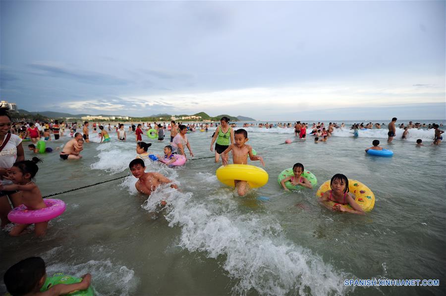 (4)CHINA-HAINAN-SOCIEDAD-FESTIVAL
