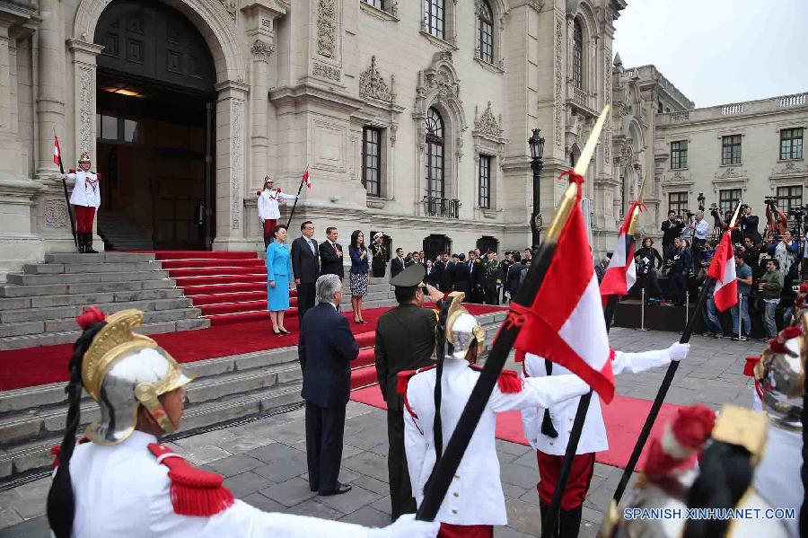 （XHDW）（5）李克强出席秘鲁总统乌马拉举行的欢迎仪式