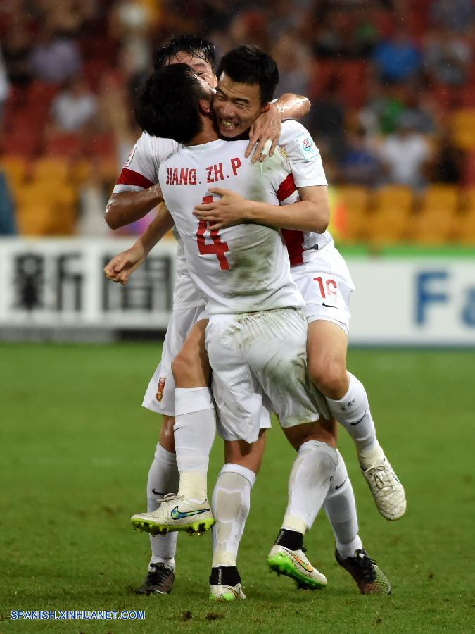 Dos victorias consecutivas garantizaron un lugar para China en los cuartos de final de la Copa Asiática, la primera vez desde 2004 que llega a la etapa de eliminación del torneo, lo que emociona a los medios de comunicación y a los cibernautas chinos.