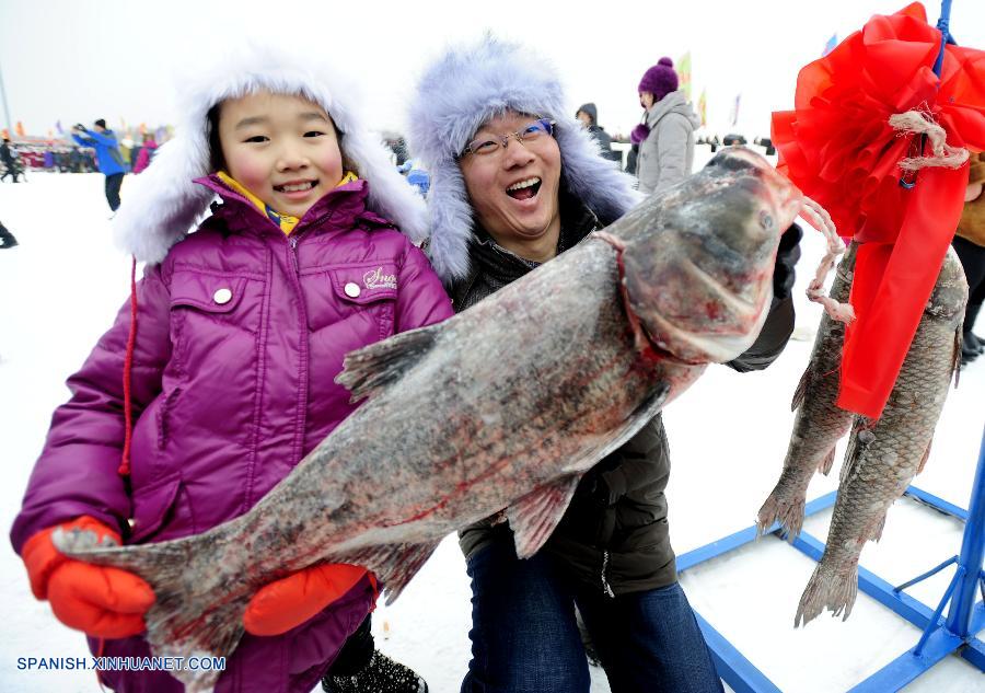 Liaoning: Festival de Pesca en Invierno en Lago Wolong