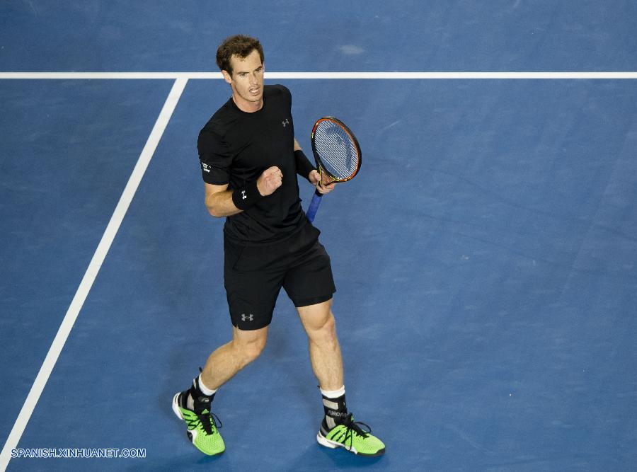 Scot Andy Murray venció a la promesa australiana Nick Kyrgios 6-3, 7-6(5), 6-3 y avanzó hoy a semifinales en el Abierto de Australia.