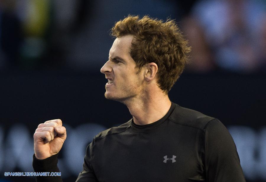 Scot Andy Murray avanzó hoy a su cuarta final del Abierto de Australia y obtuvo la oportunidad de ganar su tercer título de Grand Slam tras vencer en la semifinal a Tomas Berdych de la República Checa con 6-7(6), 6-0, 6-3, 7-5.