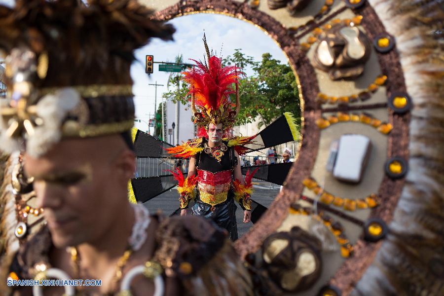República Dominicana: Desfile de Carnaval en Santo Domingo