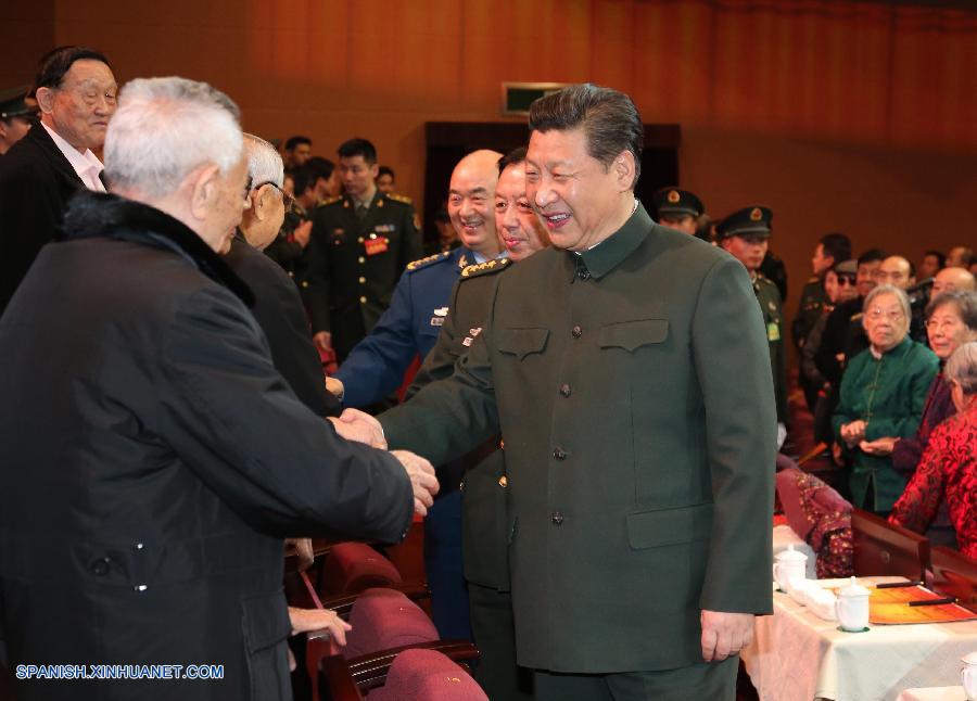 El presidente chino y secretario general del Comité Central del Partido Comunista de China, Xi Jinping, extendió hoy lunes sus felicitaciones a los veteranos del ejército con motivo del Año Nuevo Lunar chino.