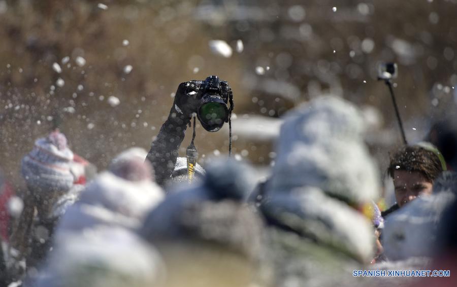 U.S.-WASHINGTON D.C.-SNOWBALL FIGHT