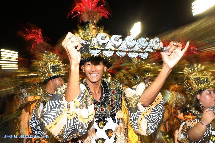 Brasil: Desfile de Carnaval en Río de Janeiro