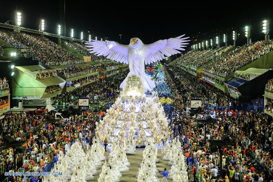 Brasil: Desfile de Carnaval en Río de Janeiro